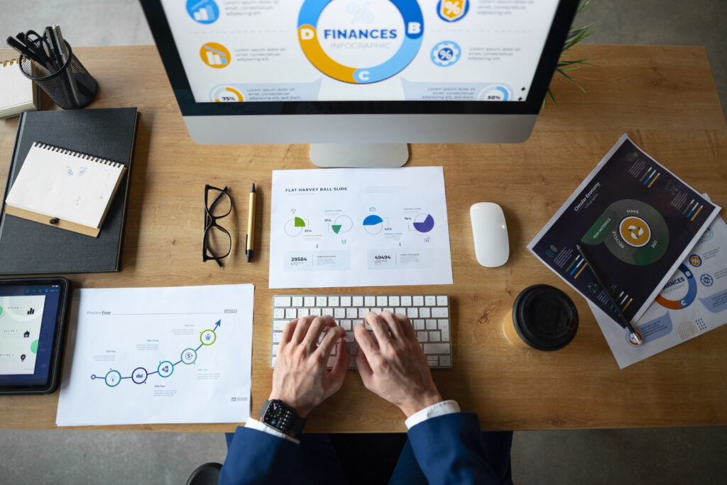 Maximize ROI with Financial Management Services